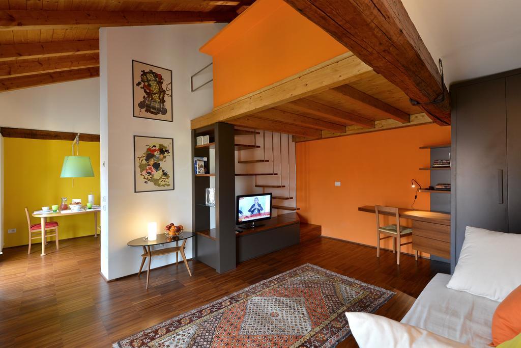 Heart Milan Apartments Navigli Værelse billede